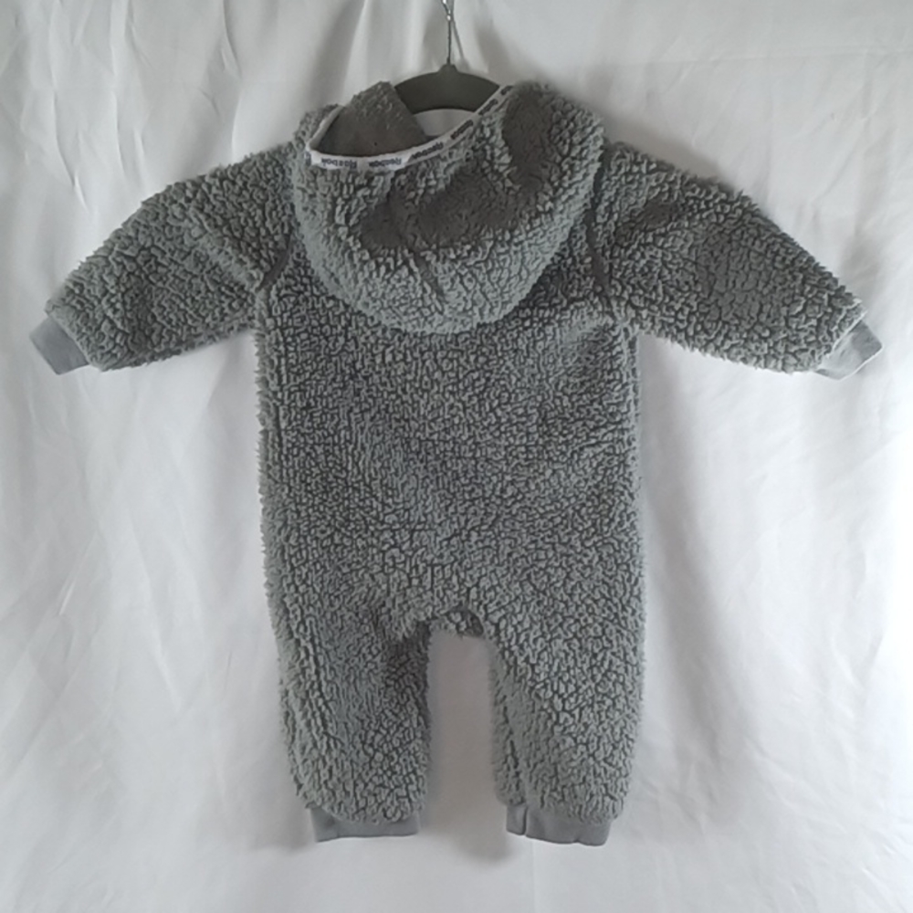 Boys Reebok outerwear size 3-6 months - Picture 2 of 2